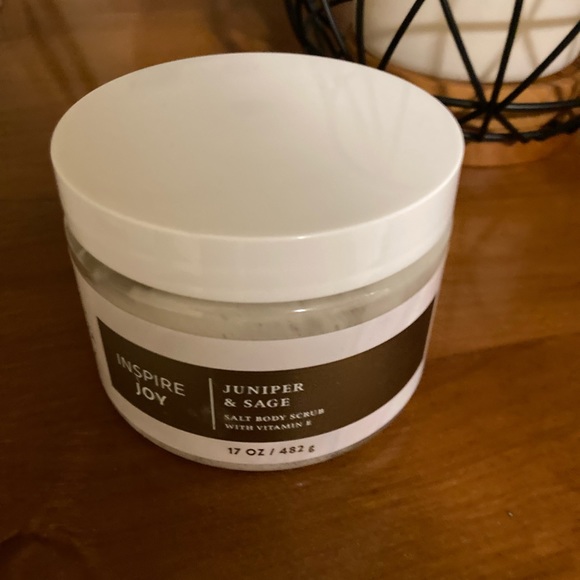 BBW Juniper Sage Inspire Joy Body Scrub - Picture 2 of 3